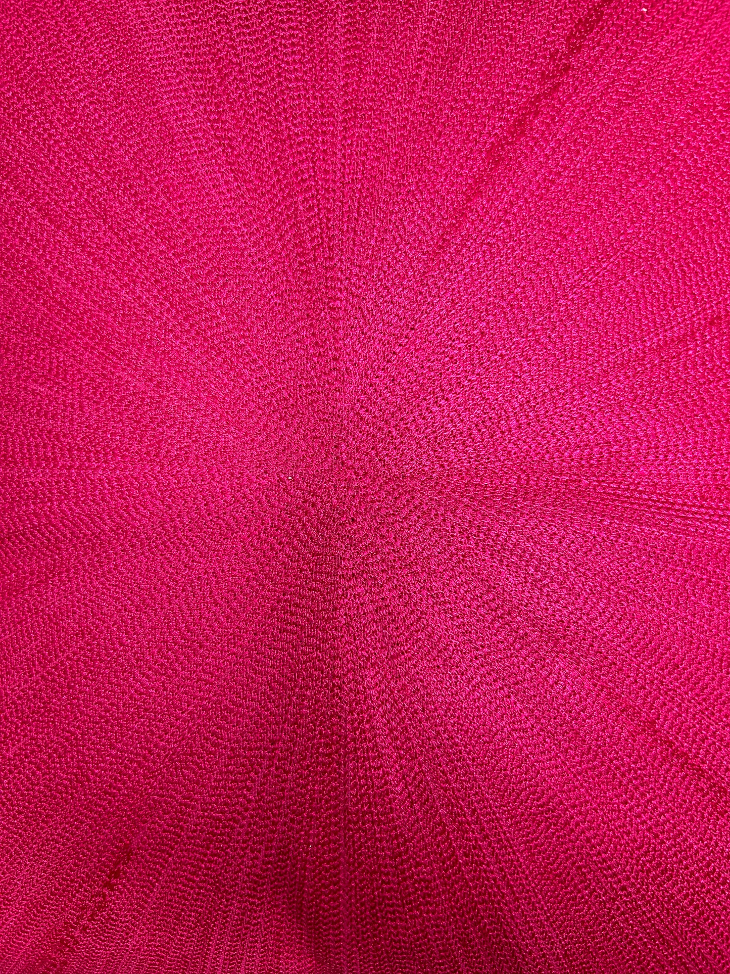 Zierkissen - fuchsienfarbig bestickt