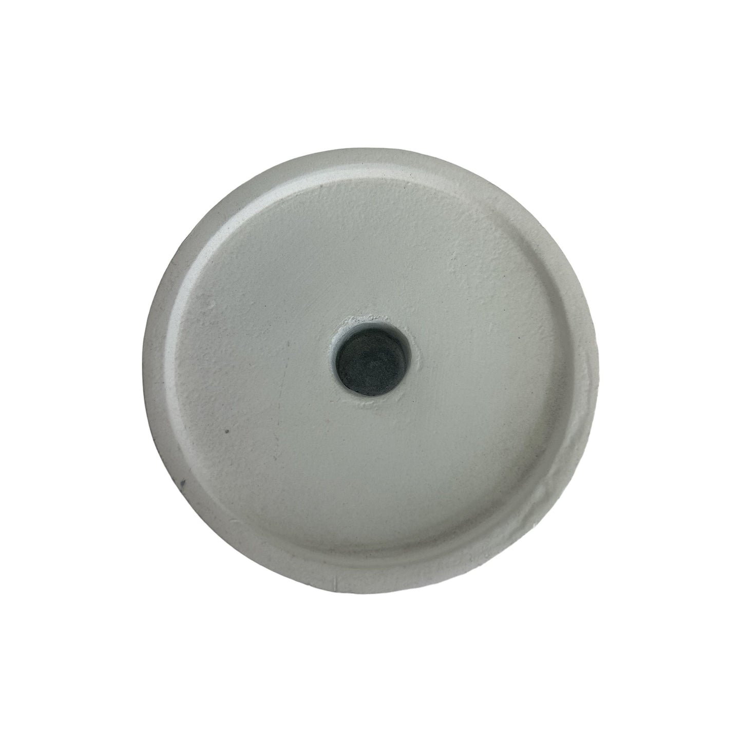 Eleganter matt-weißer Kerzenhalter aus Aluminium